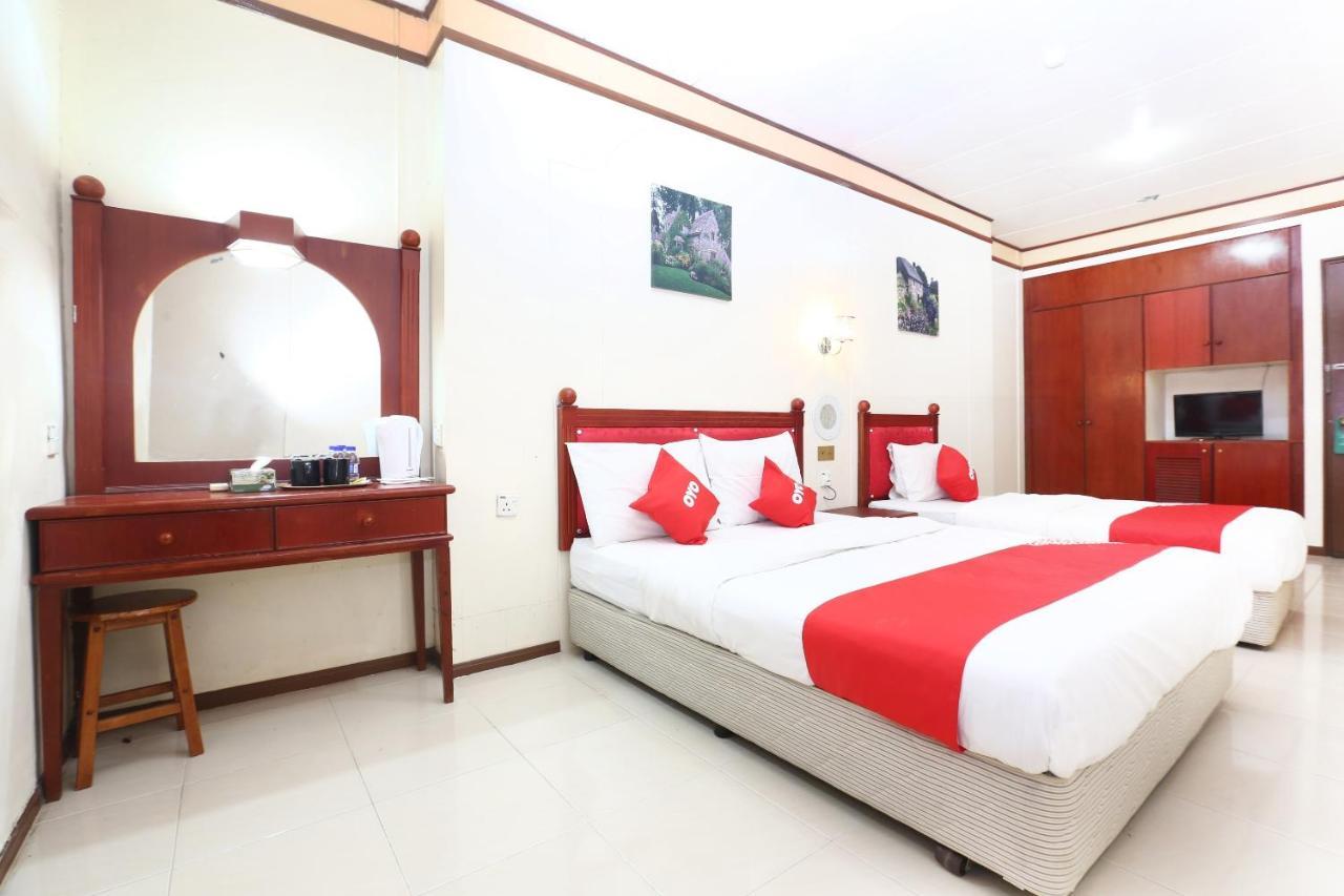 Oyo 89489 Al Ansar Hotell Kota Bharu Eksteriør bilde