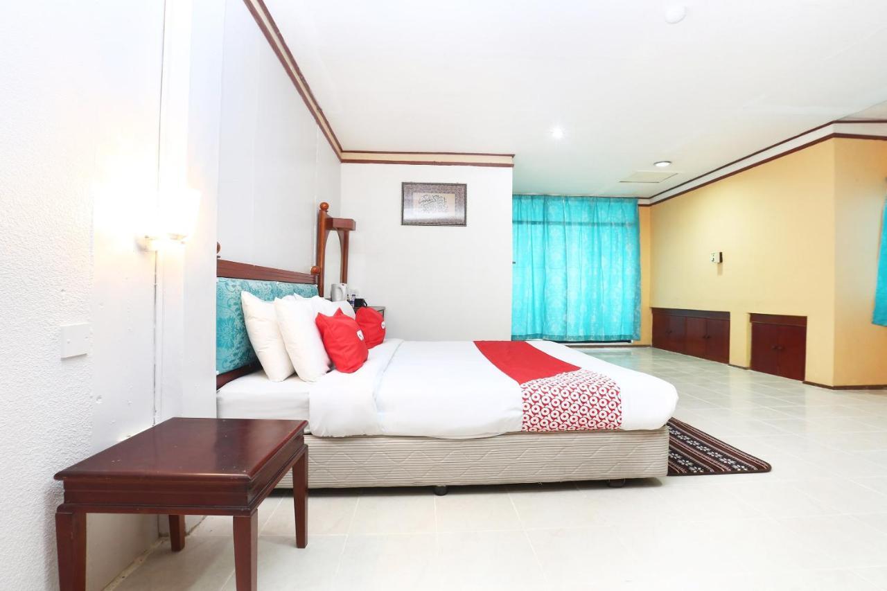 Oyo 89489 Al Ansar Hotell Kota Bharu Eksteriør bilde